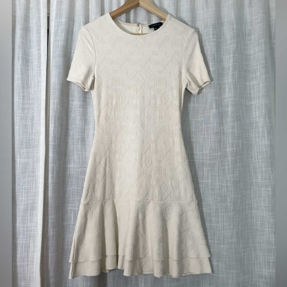 Twenty Canada Made Ivory Geometric Design Shortsleeve Party Dress Size S